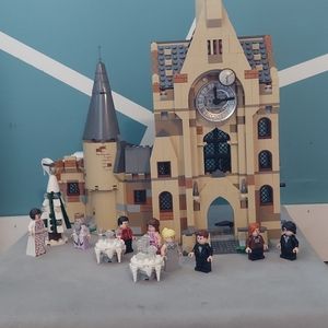 EUC Harry Potter and Hogwarts Clock Tower set